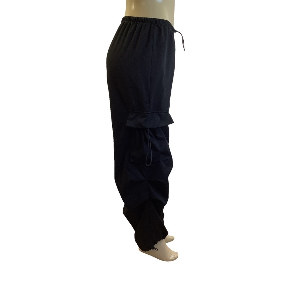 Black Size Medium Cargo Pants With Multiple Pockets & Drawstring Waist. Preloved - Picture 2 of 6